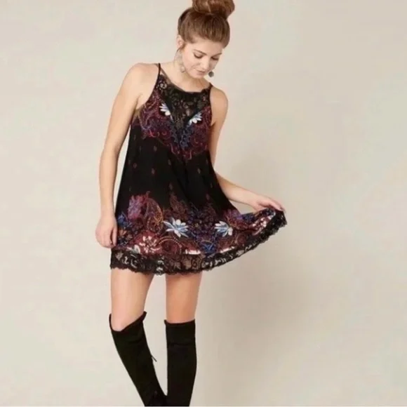 Womens Free People Who's Sorry Now Printed Lace Shift Slip Dress Black - Picture 3 of 11